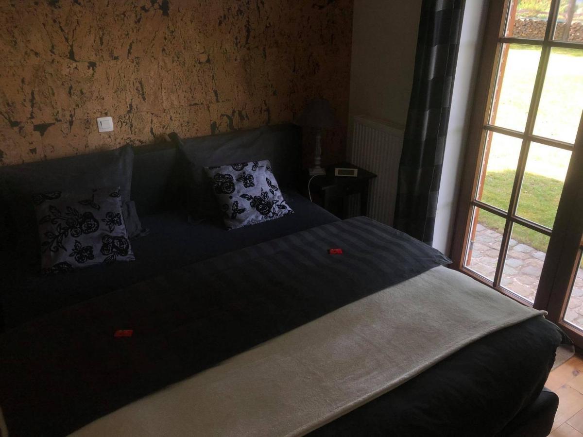 Hotel Le Goupil Wavre Esterno foto